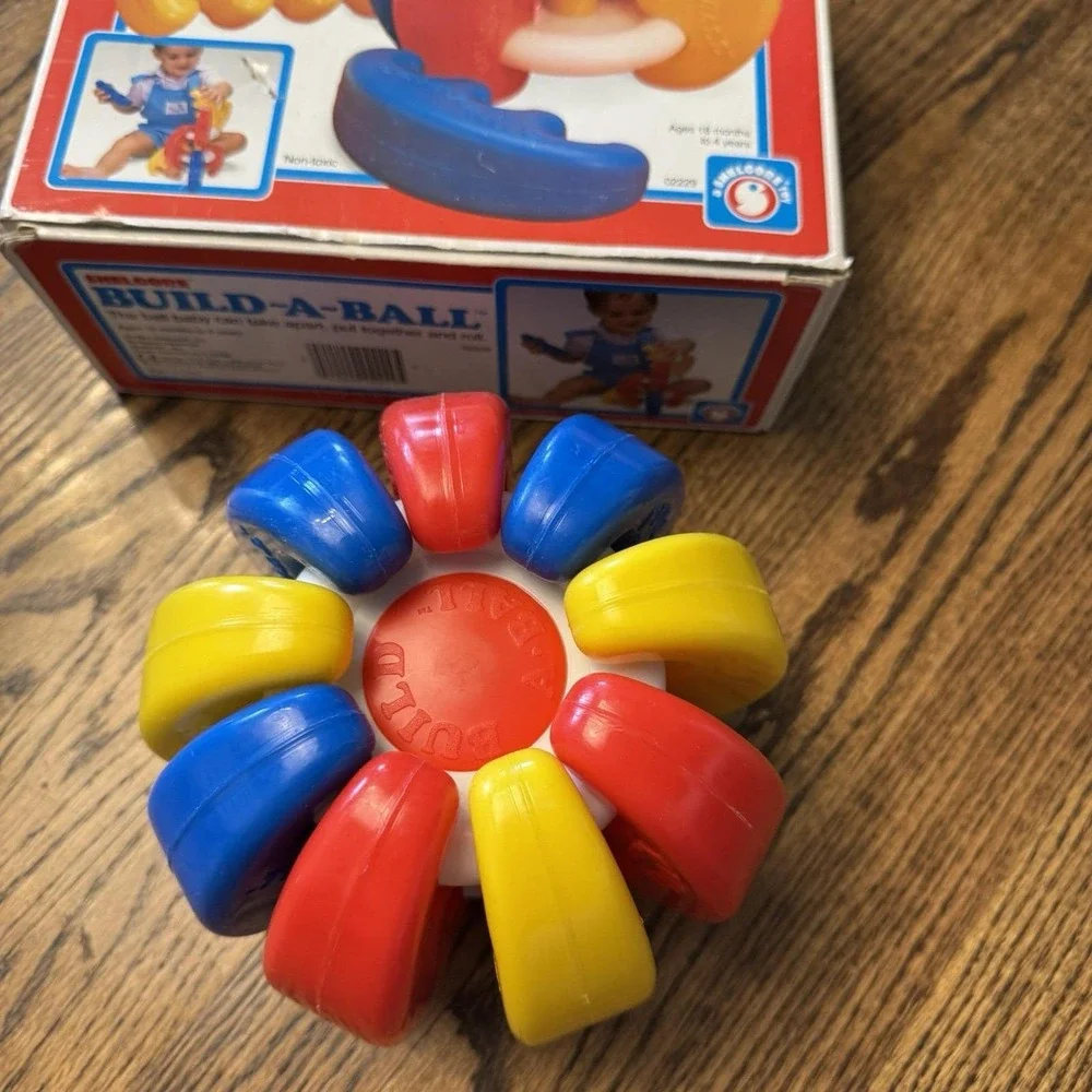 Vintage Toys Build-A-Ball Baby Colorful Infant Toy - With Box -‎ Complete